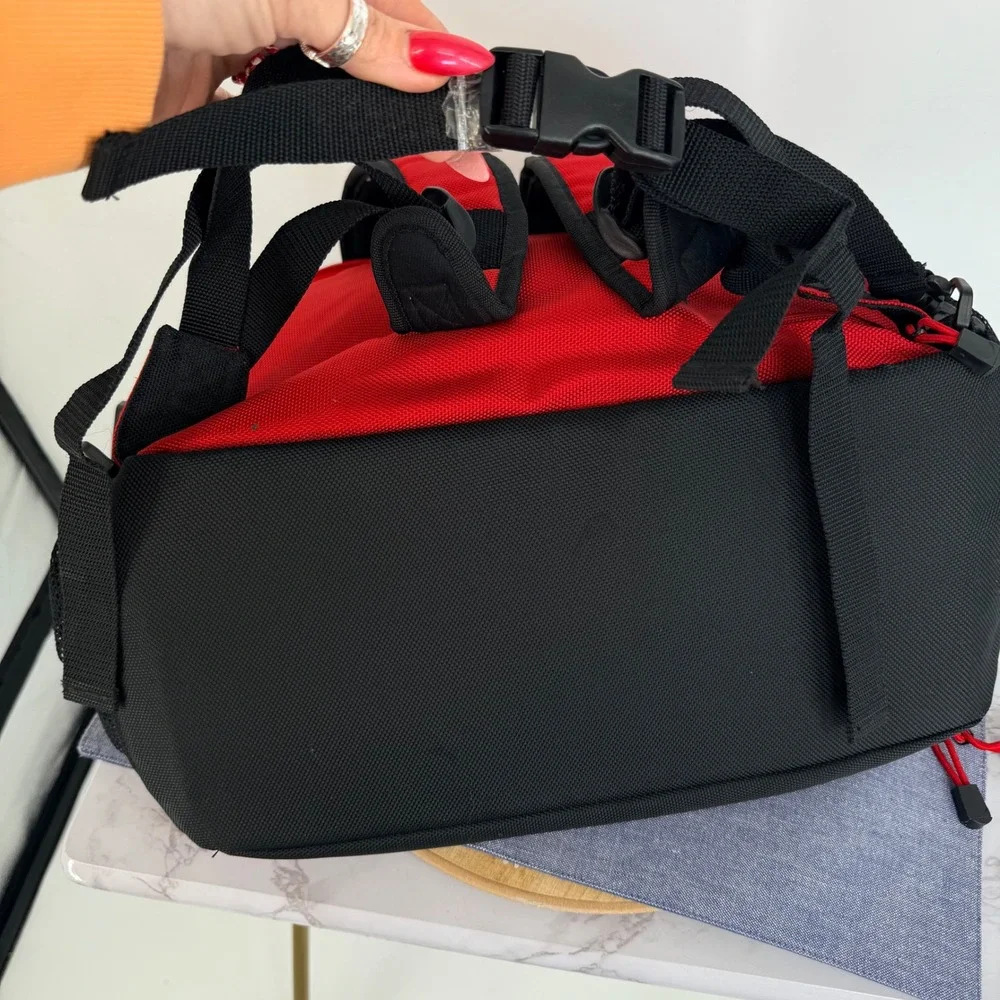 Marlboro Gear Backpack Cooler Red Black Eat Ride Sleep‎ 2004 Travel Utility Vtg
